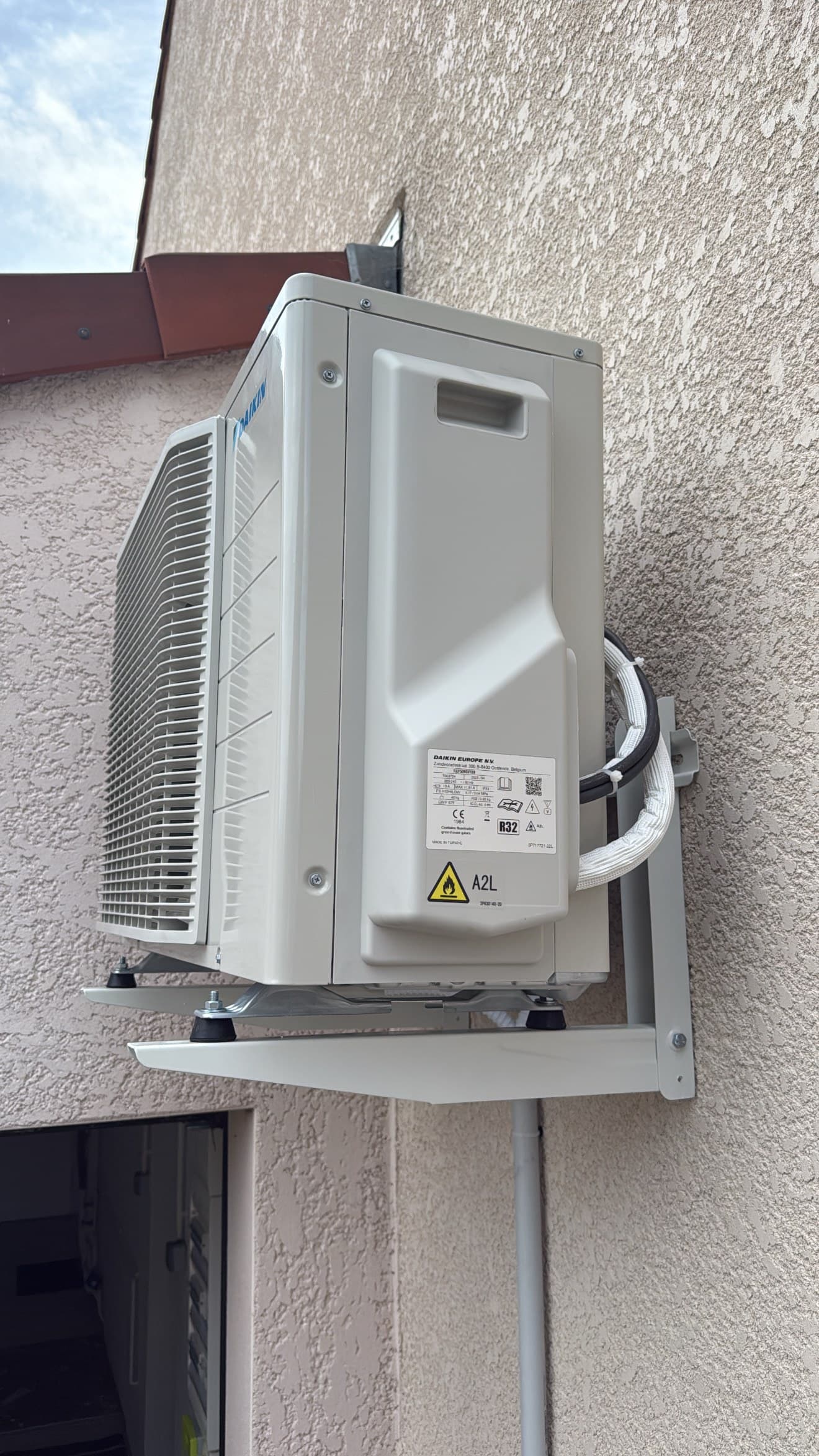 Unité extérieure de climatisation et compteur électrique, consommation réelle, CT elec, Marne