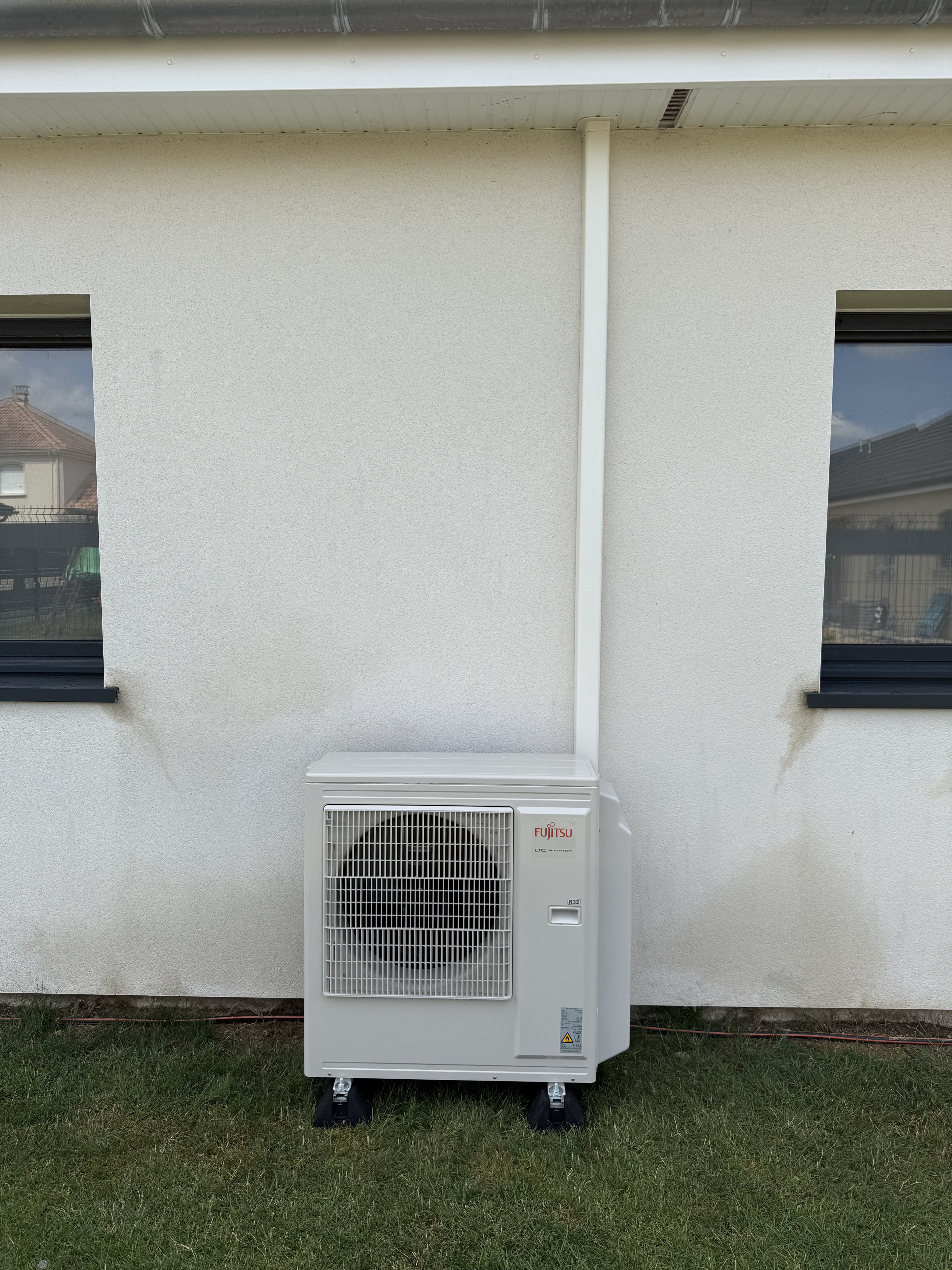 Entretien d'une unité de climatisation murale, nettoyage des filtres, CT elec, Marne