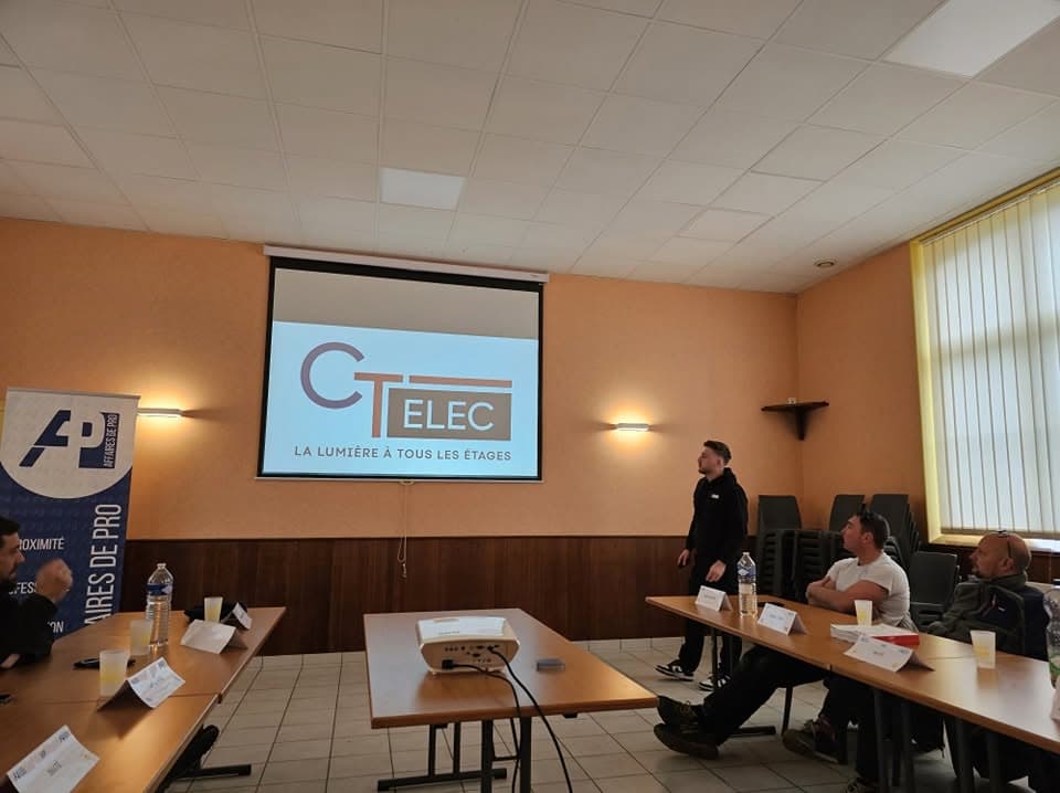 Thomas Castaldo présente l'activité de CT elec au réseau Affaires de Pro Châlons